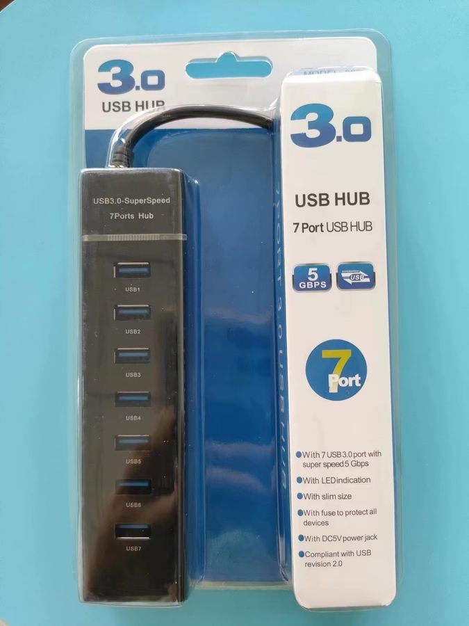 7 مداخل موزّع منافذ USB 3.0